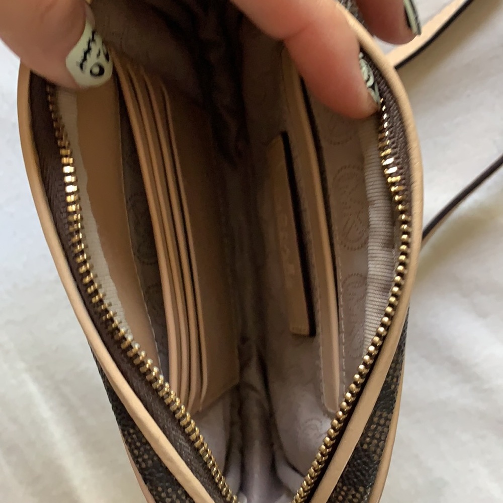 Michael Kors Small Crossbody Bag - Picture 3 of 5